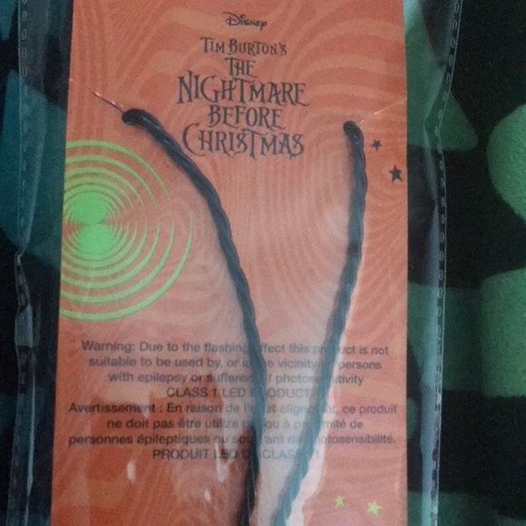 ✨🆕BN Disney Nightmare Before Christmas Light Up Necklace!BNIP!SO!✨ - Picture 5 of 6